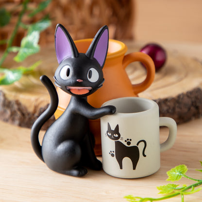 Stojánek na tužky – figurka Jiji – Doručovací služba čarodějky Kiki