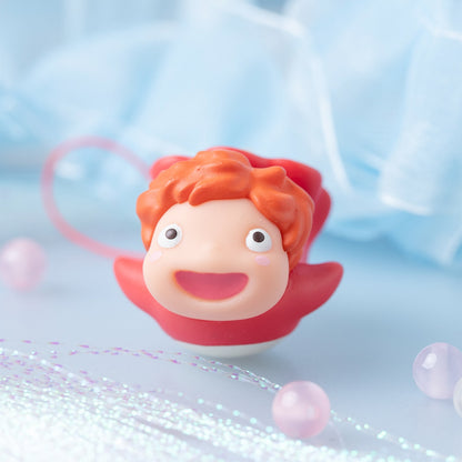 Přívěsek Ponyo – Ponyo ve stojce